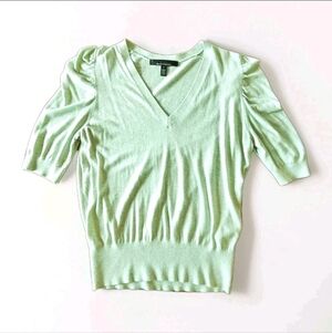 WHBM Mint Green Slightly Puff Sleeved V-Neck Light Sweater Size Large EUC